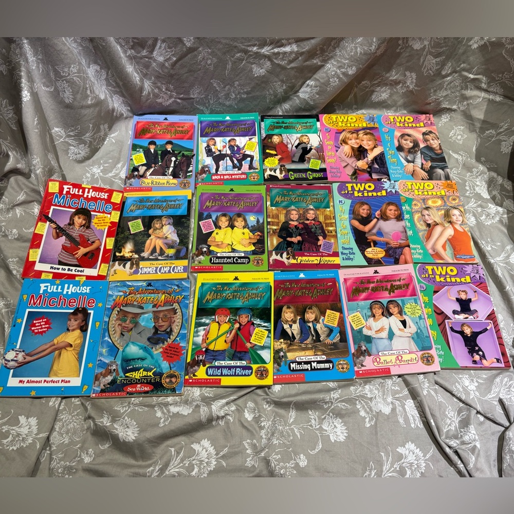 Mary Kate Ashley Olsen Twins Michelle Full House book lot